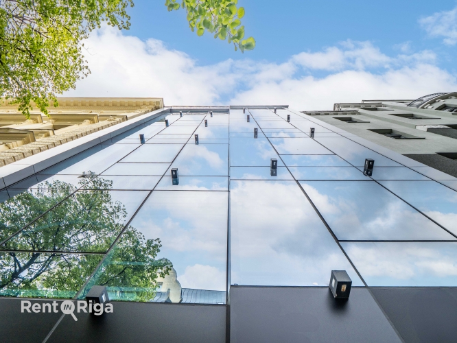 Sludinājumi. Penthauss ar plašu terasi jaunā projektā, pilsētas centrā, starp Tērbatas un Brīvības ielam. Lielie Cena: 541900 EUR Foto #1