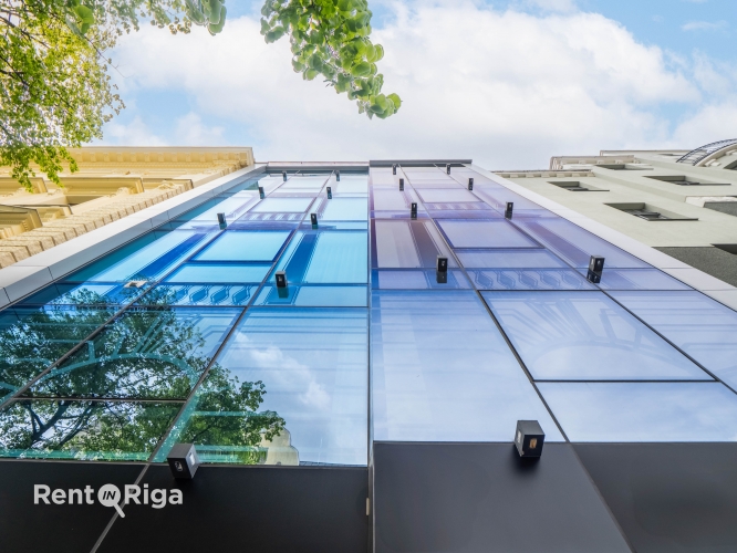 Sludinājumi. Penthauss ar plašu terasi jaunā projektā, pilsētas centrā, starp Tērbatas un Brīvības ielam. Lielie Cena: 541900 EUR Foto #2