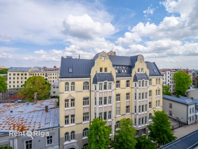 Sludinājumi. Penthauss ar plašu terasi jaunā projektā, pilsētas centrā, starp Tērbatas un Brīvības ielam. Lielie Cena: 541900 EUR Foto #7