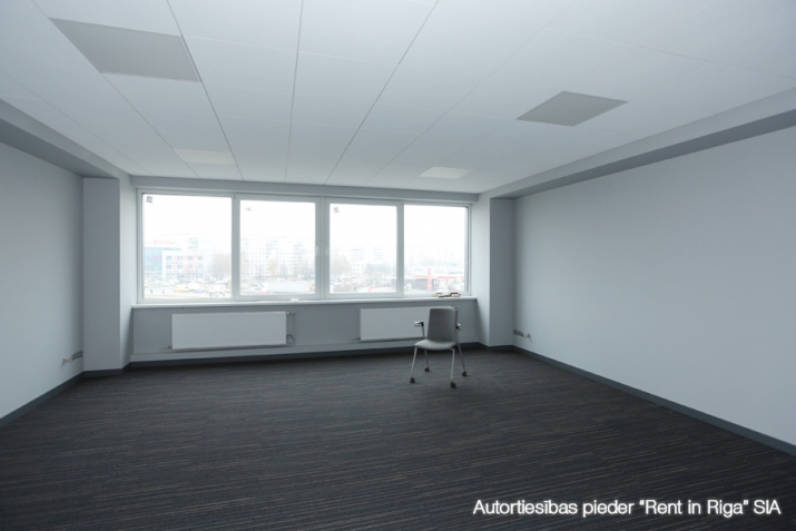 Sludinājumi. Svaigs birojs industriālajā parkā.  Fiksēta nomas maksa (iekļauta apkure, elektrība, Cena: 450 EUR/mēn Foto #3
