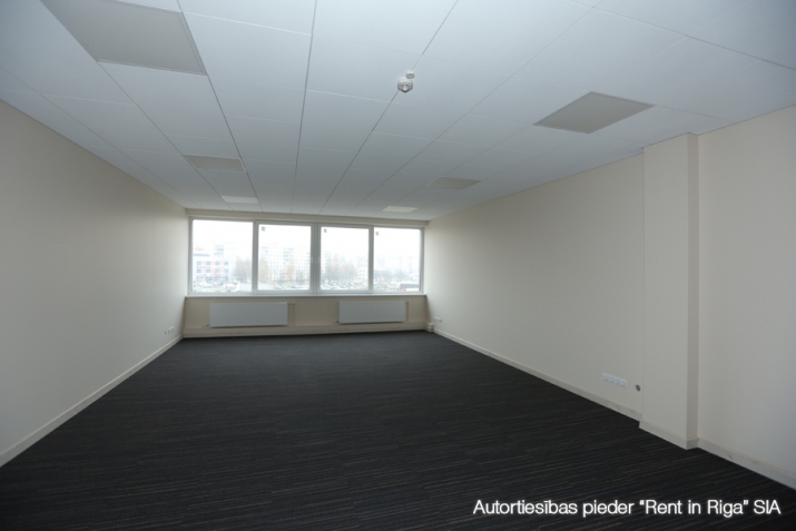 Sludinājumi. Svaigs birojs industriālajā parkā.  Fiksēta nomas maksa (iekļauta apkure, elektrība, Cena: 450 EUR/mēn Foto #8