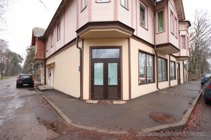 Объявление. Сдается коммерческое помещение с отдельным входом с угла улиц Турайдас и Кемеру в историческом Цена: 600 EUR/мес. Foto #1