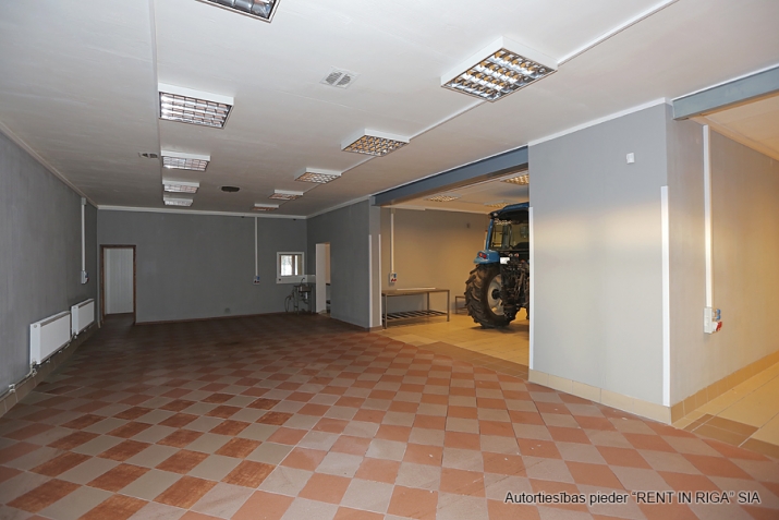 Sludinājumi. Pārdod lietošanai gatavas ražošanas telpas 1052 m2 platībā. Telpas izvietotas atsevišķā ēkā, Cena: 560000 EUR Foto #5