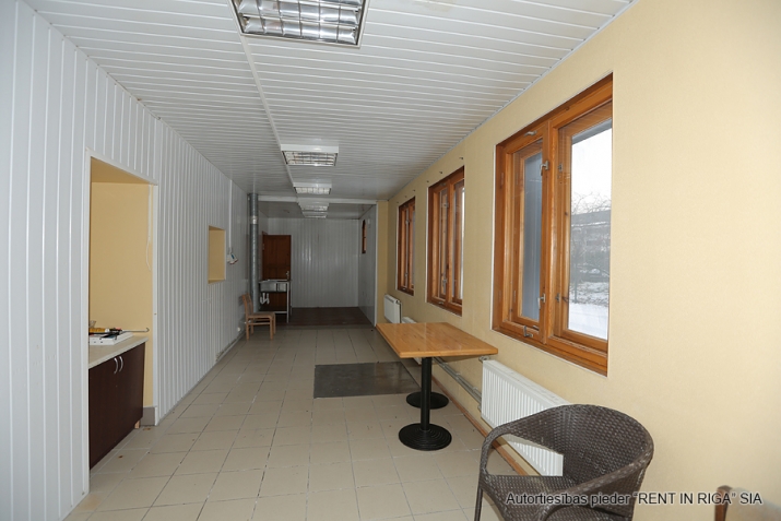 Sludinājumi. Pārdod lietošanai gatavas ražošanas telpas 1052 m2 platībā. Telpas izvietotas atsevišķā ēkā, Cena: 560000 EUR Foto #9