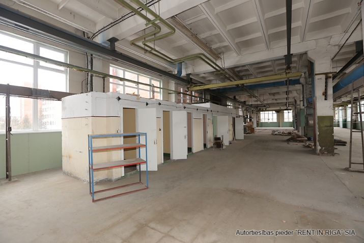 Sludinājumi. Jelgavas mašīnbūves rūpnīcā, Barona ielā 40 piedāvājam nomāt telpas dažāda tipa ražotnēm, Cena: 2000 EUR/mēn Foto #7