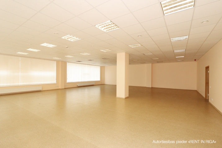 Объявление. Jauns projekts tuvajā Pārdaugavā.  Biroju/tirdzniecības un noliktvau komplekss Daugavgrīvas un Цена: 783 EUR/мес. Foto #2