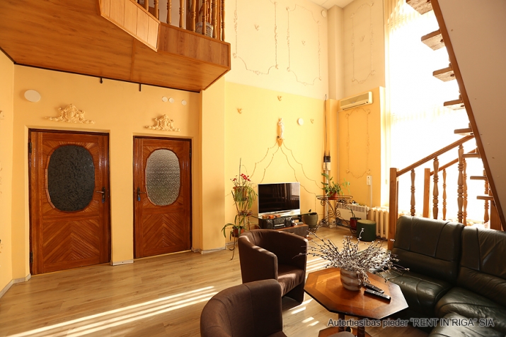 Объявление. Property for sale - a plot of land with an area of 6398 m2, on which 2 connected buildings are Цена: 435000 EUR Foto #2