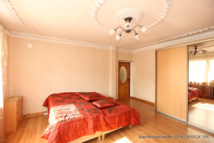 Объявление. Property for sale - a plot of land with an area of 6398 m2, on which 2 connected buildings are Цена: 435000 EUR Foto #9