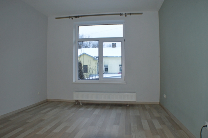 Sludinājumi. Lielisks investīciju objekts  4 dzīvokļu namīpašums klusā, zaļā vietā Čiekurkalnā.    Plānojums: Cena: 450000 EUR Foto #8