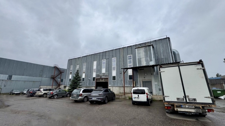 Sludinājumi. Autonoms objekts ražošanas/noliktavas ēka.  Būvju kopējā platība sastāda: ēka  2018 m2, zeme  3130 Cena: 690000 EUR Foto #2
