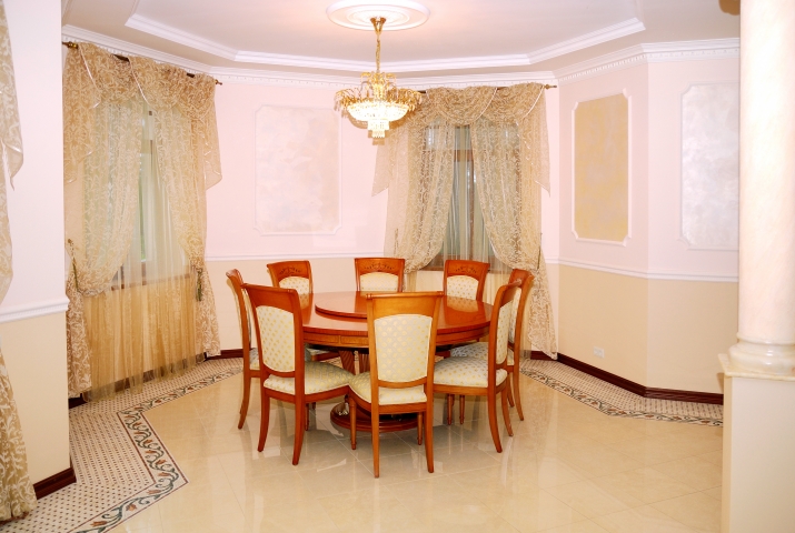 Sludinājumi. Ekskluzīvs namīpašums  atrodas Baltezera ezera krastā - gleznainā vietā! Māja ir 607 kv.m. Zemes Cena: 1.3e+06 EUR Foto #6