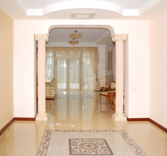 Sludinājumi. Ekskluzīvs namīpašums  atrodas Baltezera ezera krastā - gleznainā vietā! Māja ir 607 kv.m. Zemes Cena: 1.3e+06 EUR Foto #8