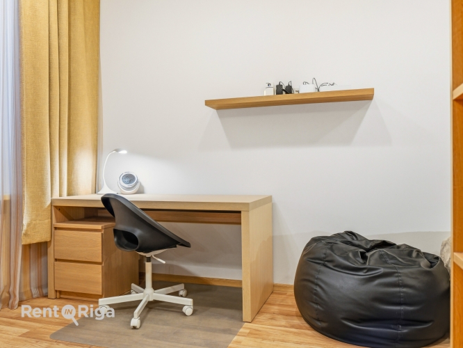 Sludinājumi. Kompakts, kvalitatīvi izremontēts un gaumīgi iekārtots studio dzīvoklis pašā pilsētas centrā.  Cena: 500 EUR/mēn Foto #6