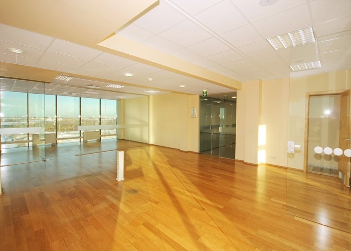 Sludinājumi. Birojs \'Valdo\' biznesa centrā.  Telpas atrodas ēkas 8. stāvā un sastāv no 7 telpām.  Telpas Cena: 2970 EUR/mēn Foto #6