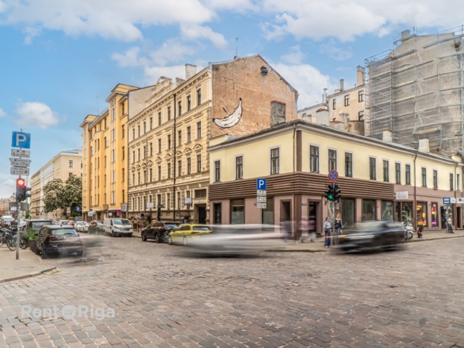 Sludinājumi. Tiek pārdots namīpašums ļoti labā atrašanās vietā - Rīgas centrā, Blaumaņa un Tērbatas ielu Cena: 3.4e+06 EUR Foto #3