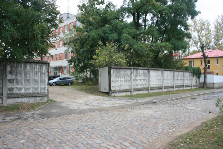 Sludinājumi. Zeme ar iespēju attīstīt projektu piecu stāvu mājai.  + Projekts 5-stāvu mājai 2007. gada. Termiņš Cena: 110000 EUR Foto #6