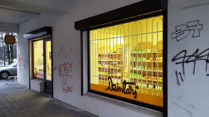 Объявление. Коммерческие помещения недалеко от центра Юглы.  + Бесплатная парковка рядом с домом; + Большие Цена: 325 EUR/мес. Foto #3