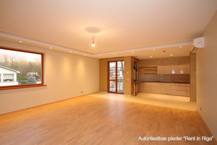 Sludinājumi. Moderns dzīvoklis jaunajā dzīvojamā kompleksā Bulduros. Klusa, mierīga apkārtne, svaigs jūras Cena: 490000 EUR Foto #1