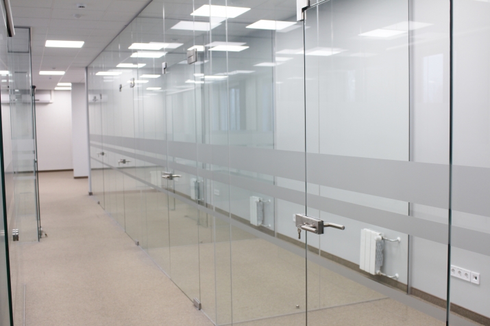 Sludinājumi. Energoefektīvs, kvalitatīvs un moderns birojs pie Ulmaņa gatves.  Lokācija: pavisam blakus Rīgas Cena: 2400 EUR/mēn Foto #6