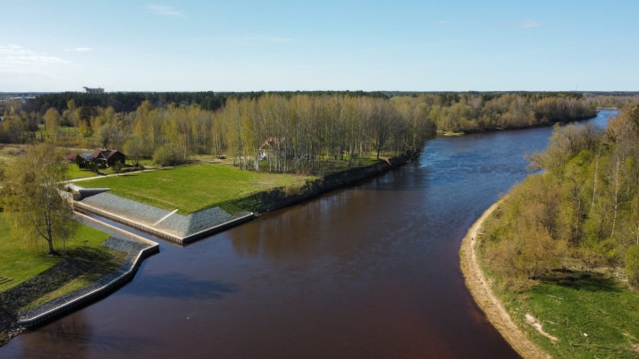 Sludinājumi. Apbūves gabals ainaviskā vietā blakus Gaujas upei ar savu individuālu kanālu, kurš ietek Gaujā un Cena: 531900 EUR Foto #2