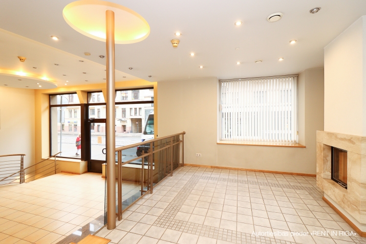 Sludinājumi. Tirdzniecības telpas Slokas ielā 13a, netālu no Slokas un Kalnciema ielu krustojuma.   + Aktīva Cena: 180000 EUR Foto #5