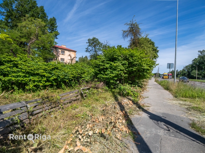 Sludinājumi. Zeme K. Ulmaņa gatves malā ar potenciālu piebrauktuvi no K. Ulmaņa gatves. Adrese  Paltmales iela 4 Cena: 390000 EUR Foto #9