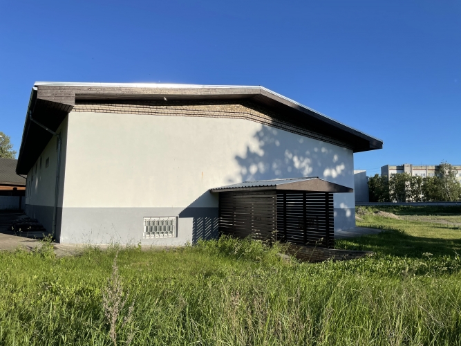 Sludinājumi. Pārdod komercobjektu ar piegulošo zemes gabalu!   Izdevīga investīcija ar iespēju būvēt daudzīvokļu Cena: 250000 EUR Foto #3