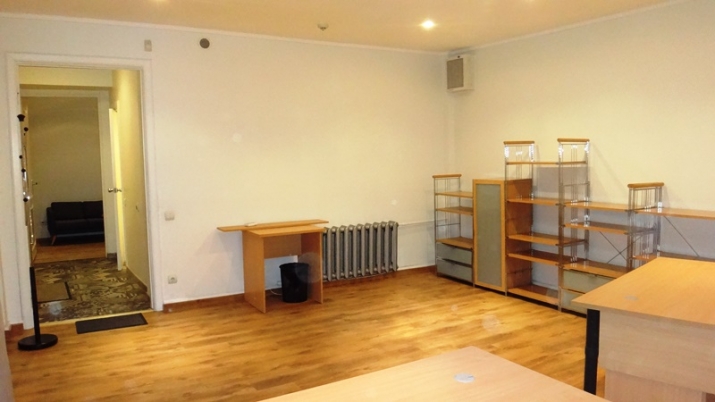 Sludinājumi. Pārdod biroja telpas pašā Vecrīgas sirdī  Vāgnera ielā ar atsevišķu ieeju.  Var izmantot kā biroju, Cena: 139000 EUR Foto #2