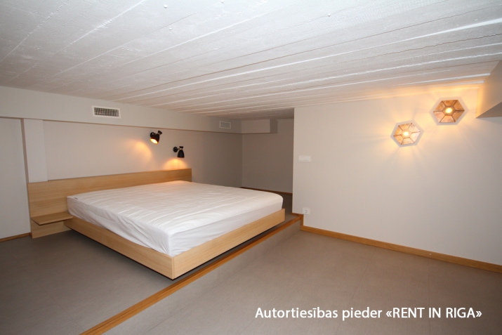 Sludinājumi. Tiek izīrēts  dzīvoklis jaunājā projektā \'Promenāde\' ar skatu uz Daugavu. Dzīvoklis pilnībā Cena: 650 EUR/mēn Foto #6