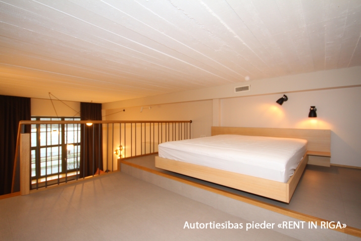 Sludinājumi. Tiek izīrēts  dzīvoklis jaunājā projektā \'Promenāde\' ar skatu uz Daugavu. Dzīvoklis pilnībā Cena: 650 EUR/mēn Foto #7