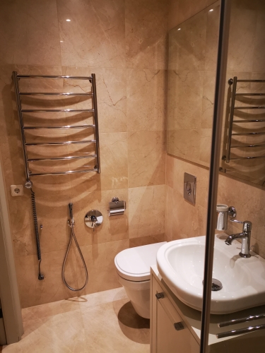 Sludinājumi. Piedāvājam Jums vēsturiskus apartamentus, kas atrodas vienā no vecākajām ielām Vecpilsētā - Jāņu Cena: 900 EUR/mēn Foto #6