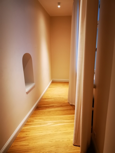 Sludinājumi. Piedāvājam Jums vēsturiskus apartamentus, kas atrodas vienā no vecākajām ielām Vecpilsētā - Jāņu Cena: 900 EUR/mēn Foto #9