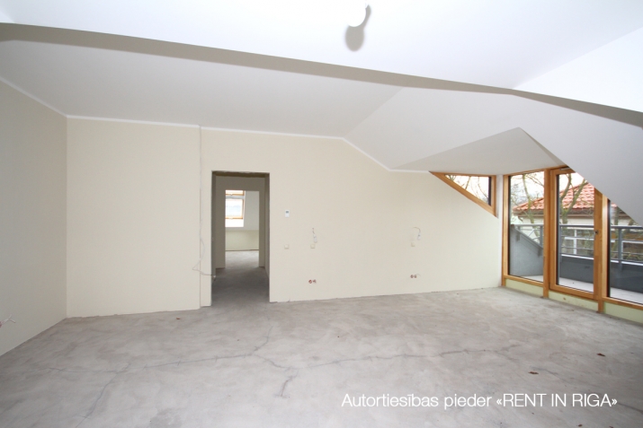 Sludinājumi. Ar lielisku panorāmas skatu uz Republikas laukumu paveras 5-istabu penthouse apartamenti ar privāto Cena: 950000 EUR Foto #5