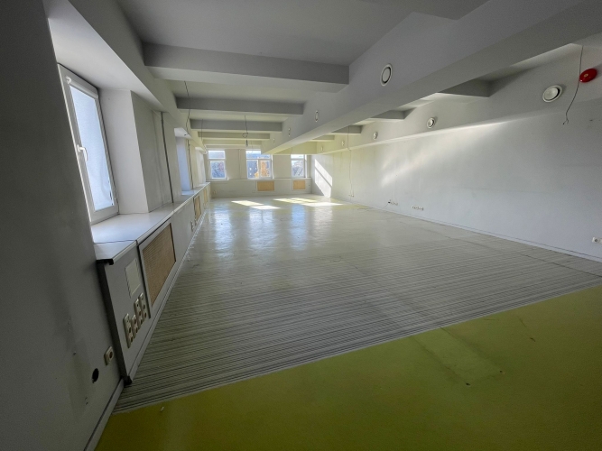 Sludinājumi. Mājīgas telpas ar industriāla stila piesitienu.  + Izdevīgi sadarbības nosacījumi uz ievākšanās Cena: 1250 EUR/mēn Foto #8