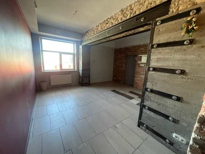 Sludinājumi. Mājīgas telpas ar industriāla stila piesitienu.  + Izdevīgi sadarbības nosacījumi uz ievākšanās Cena: 1250 EUR/mēn Foto #6