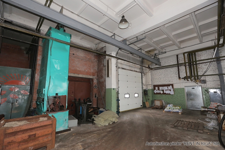 Объявление. Jelgavas mašīnbūves rūpnīcā, Barona ielā 40 piedāvājam nomāt telpas dažāda tipa ražotnēm, Цена: 8000 EUR/мес. Foto #9