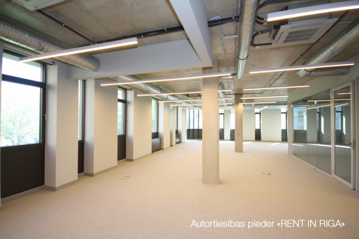 Объявление. Birojs Katrīnas dambī.  + Tikko veikta kvalitatīva apdare. + 2. stāvs.  + Atvērta telpa, 3 Цена: 4332 EUR/мес. Foto #3