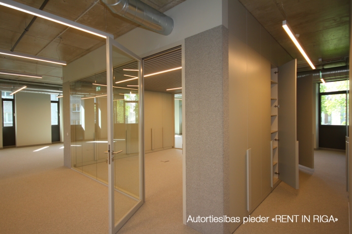 Объявление. Birojs Katrīnas dambī.  + Tikko veikta kvalitatīva apdare. + 2. stāvs.  + Atvērta telpa, 3 Цена: 4332 EUR/мес. Foto #8