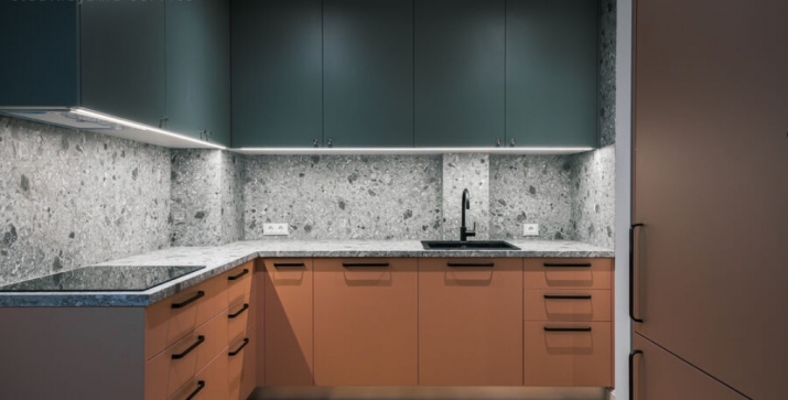 Sludinājumi. Kvalitatīvs 2-istabu dzīvoklis jaunajā projektā ar iebūvētu virtuves iekārtu.   Plašs dzīvoklis ar Cena: 165000 EUR Foto #7