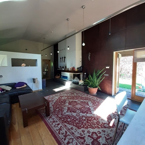 Sludinājumi. Ilgtermiņa īrei ziemas periodā tiek piedāvāta atpūtas mājiņa ar pirti klusā privātmāju rajonā Cena: 400 EUR/mēn Foto #3