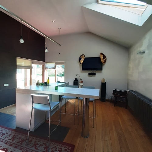 Sludinājumi. Ilgtermiņa īrei ziemas periodā tiek piedāvāta atpūtas mājiņa ar pirti klusā privātmāju rajonā Cena: 400 EUR/mēn Foto #7