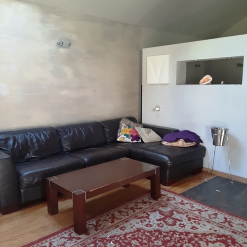 Sludinājumi. Ilgtermiņa īrei ziemas periodā tiek piedāvāta atpūtas mājiņa ar pirti klusā privātmāju rajonā Cena: 400 EUR/mēn Foto #2