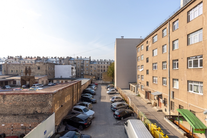 Sludinājumi. Atsevišķi stāvoša multifunkcionāla būve vienā no centra aktīvākajām vietām.  Matīsa iela 26, tieši Cena: 950000 EUR Foto #3