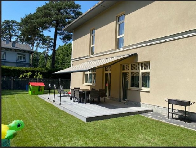 Sludinājumi. Ilgtermiņa īrei vai vasaras sezonai tiek piedāvāta jauna māja. Līdz jūrai 200 m. Māja ir pilnībā Cena: 7950 EUR/mēn Foto #6