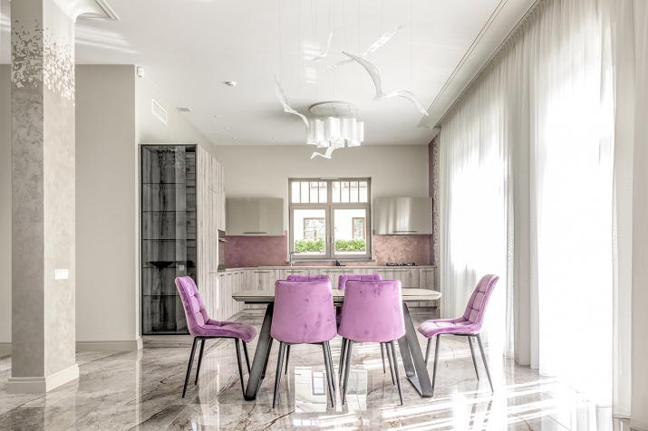 Sludinājumi. Ilgtermiņa īrei vai vasaras sezonai tiek piedāvāta jauna māja. Līdz jūrai 200 m. Māja ir pilnībā Cena: 7950 EUR/mēn Foto #8