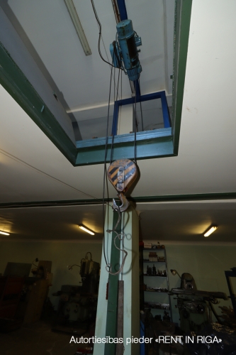 Sludinājumi. Divas kvalitatīvas ēkas ar zemi.  Īpašuma sastāvs: 1) Zemes gabals : 1274 m2; 2) Fasādes biroju ēka Cena: 620000 EUR Foto #8