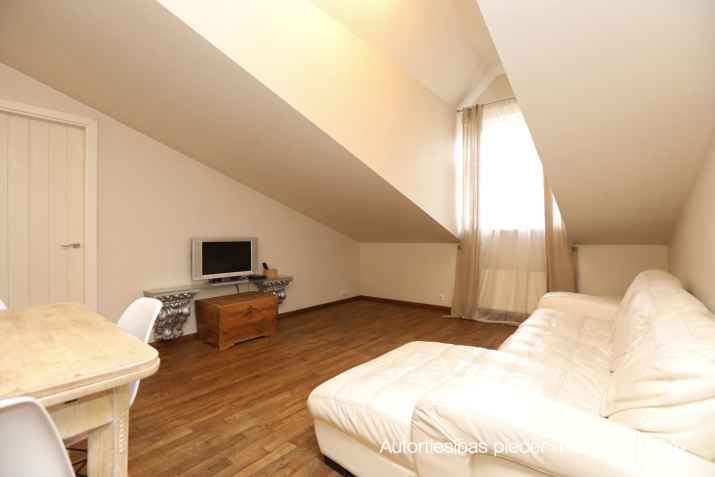 Sludinājumi. Pārdod 3-istabu dzīvokli Berga Bazāra rajonā.   + 2 izolētas guļamistabas; + garderobes telpa; + Cena: 155000 EUR Foto #1