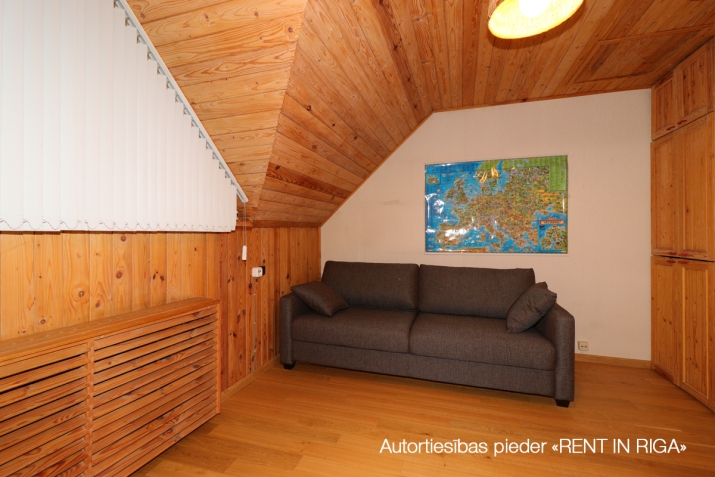 Объявление. Уютный дом с террасой и садом в Шампетерисе  Предлагаем в аренду уютный и функциональный дом в Цена: 700 EUR/мес. Foto #9