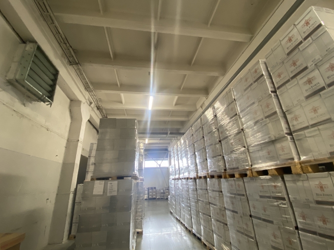 Объявление. Отапливаемые складские помещения в Плявниеках  1-й этаж  Высота потолков: 56 м  Подъезд с бетонной Цена: 1935 EUR/мес. Foto #3