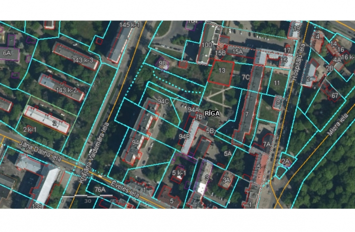 Sludinājumi. Zemes gabals starp Kr. Valdemāra un Hospitāļu ielām. Rīgas vēsturiskā centra un tā aizsardzības Cena: 69000 EUR Foto #3